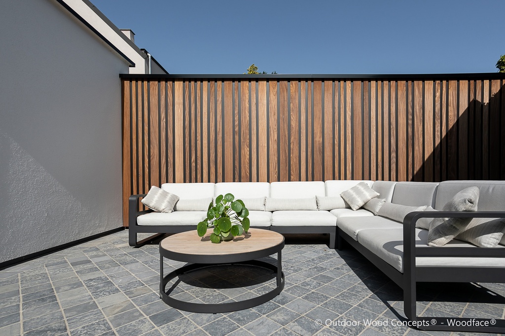 Woodface Western Red Ceder gevingerlast gevelbekleding