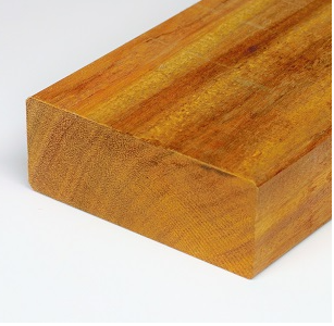 Balk Cumaru hardhout 4-zijdig geschaafd | 4.5x14x245cm | gedroogd en geschaafd