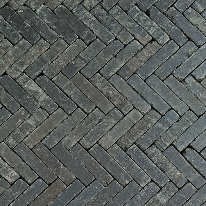 Clare bezand en getrommeld