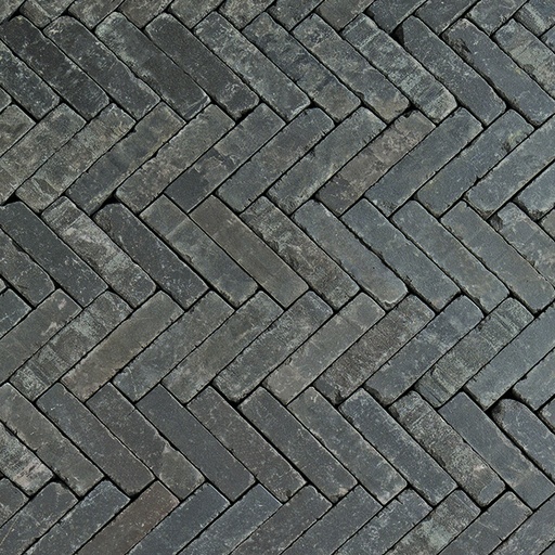 Clare bezand en getrommeld